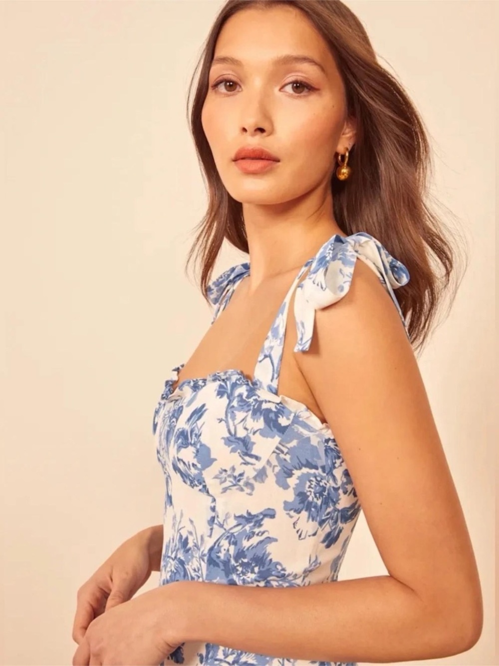 REFORMATION Nikita Dress in Blue Pompadour - Picture 3 of 12